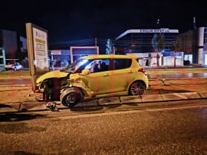 Lefkoşa'da Trafik Kazası: İki Araç Karıştı